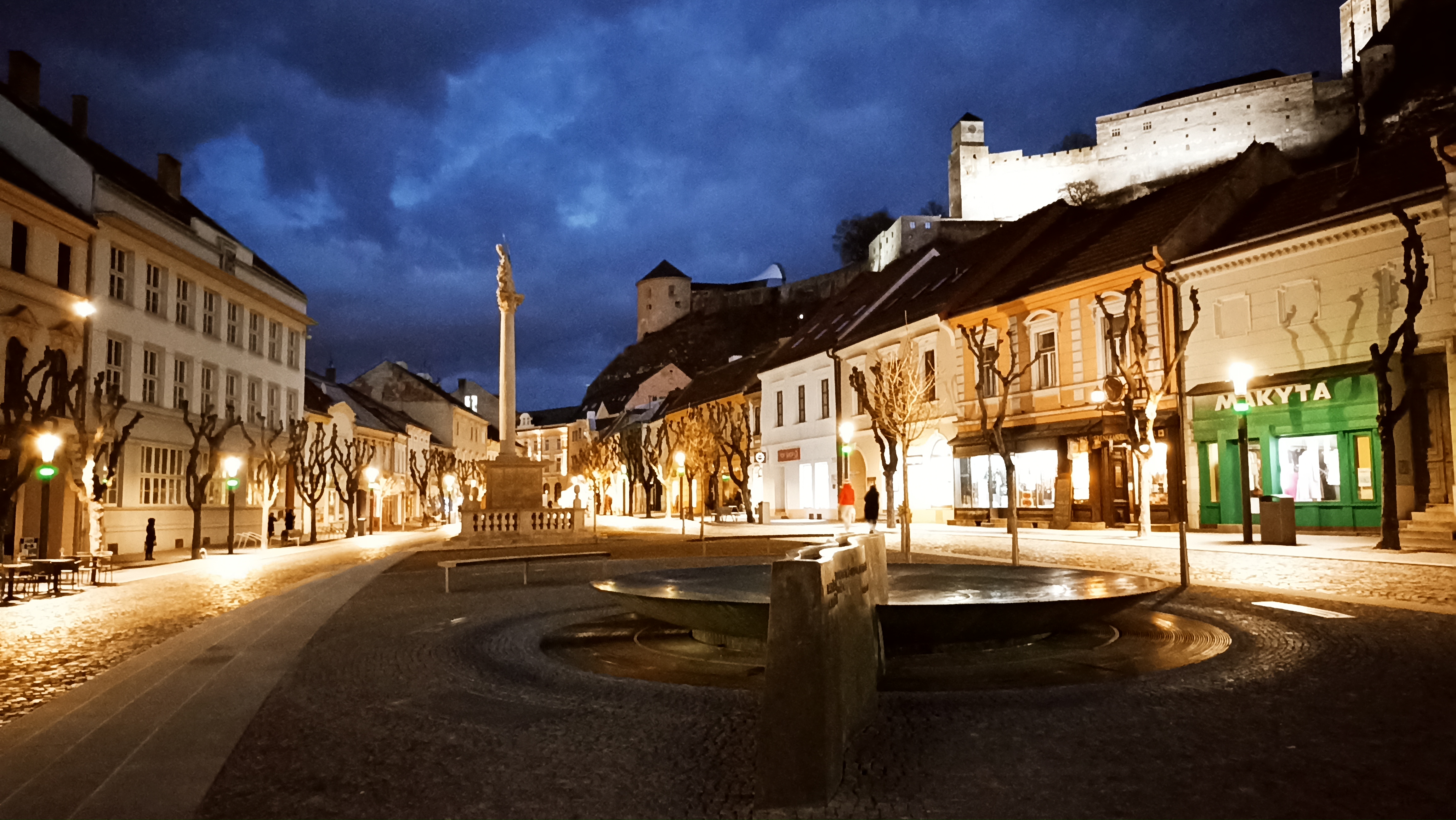 mierové namiestie trenčín